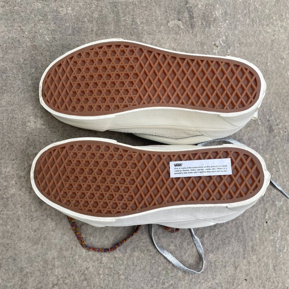 White Vans Knu Stack - image 2